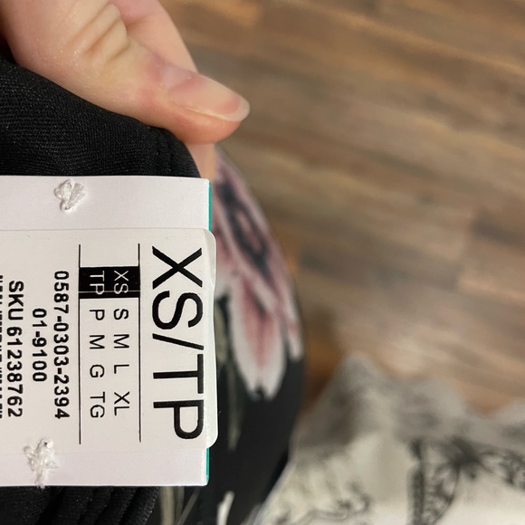 Reversible Legging! - Picture 3 of 7